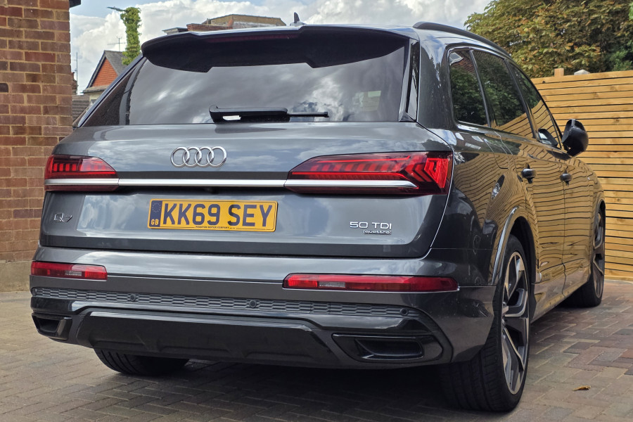 Audi Q7 