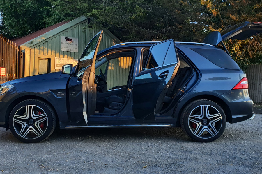Mercedes-Benz M-Class 