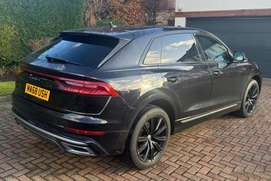 Audi Q8 