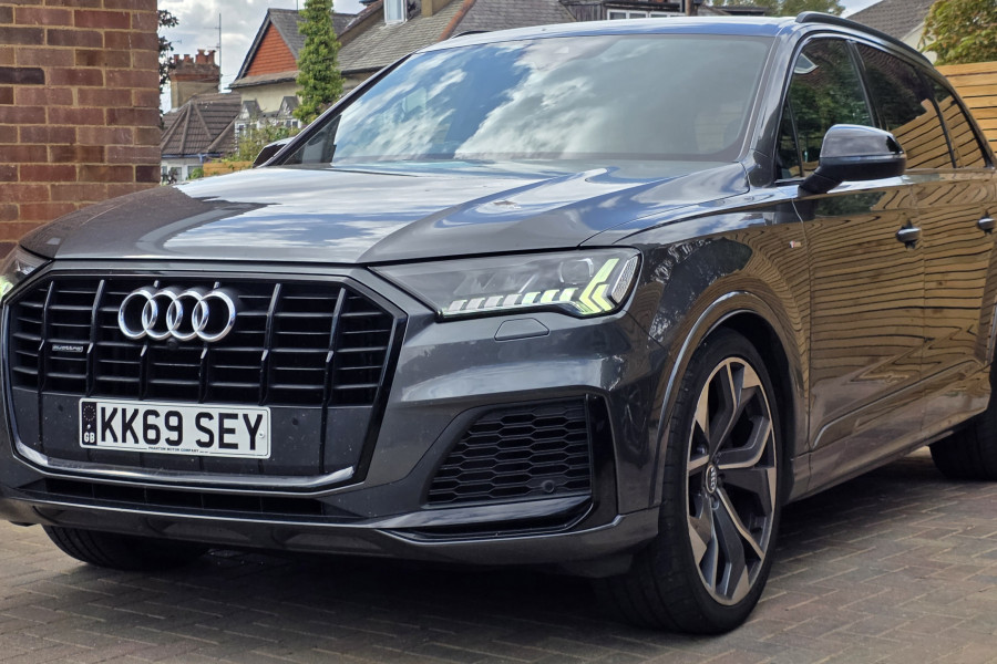 Audi Q7 