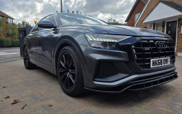 Audi Q8 